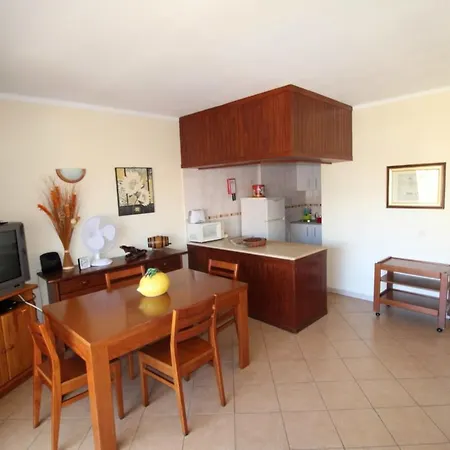 Daire Charming In With Pool *